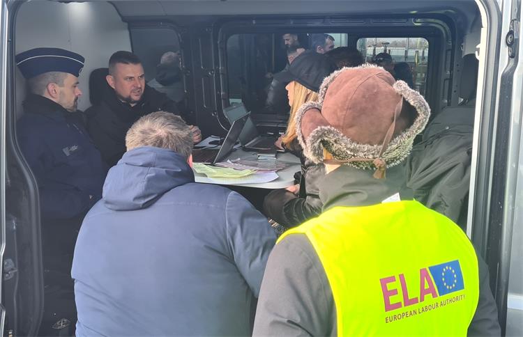 Slika /slike/foto ICPC/foto ICPC 2025/ICPC UICPIC-ELA 21-2_25/nsl ICPC UICPIC-ELA 18-2_25.jpg